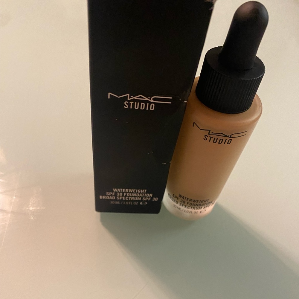 Mac cosmetics
